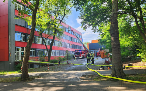 FW Witten: Brand an der Berufsschule - Foto: presseportal.de