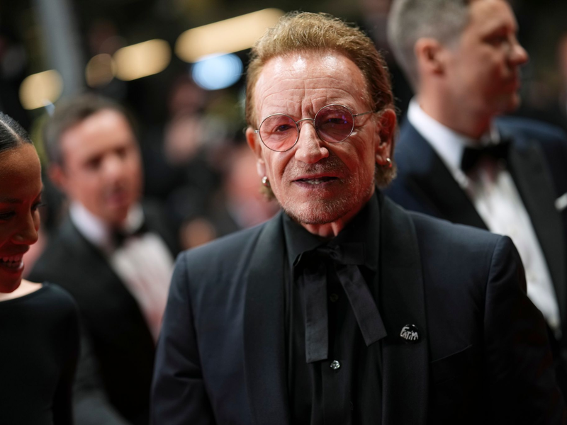 Bono engagiert sich seit Jahrzehnten politisch und humanitär. (Archivbild) - Foto: Lewis Joly/Invision/AP/dpa
