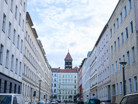 Der Trend hält an: Wohnungen, hier in Berlin, werden teurer. (Archivbild)  - Foto: Annette Riedl/dpa
