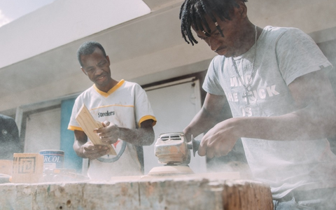 Jugendliche haben weltweit immer schlechtere Berufschancen / Zum Internationalen Tag der Jugend am 12. August warnen die SOS-Kinderdörfer vor gesellschaftlicher Ausgrenzung junger Menschen - Foto: presseportal.de Jugendliche haben weltweit immer schlechtere Berufschancen / Zum Internationalen Tag der Jugend am 12. August warnen die SOS-Kinderdörfer vor gesellschaftlicher Ausgrenzung junger Menschen - Foto: presseportal.de