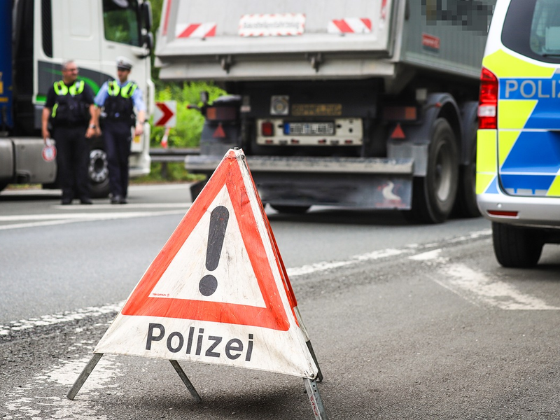 POL-UN: Kreis Unna - Polizei stellt zahlreiche Verstöße des gewerblichen Personen- und Güterverkehrs mit erheblichen Mängeln fest - Foto: presseportal.de