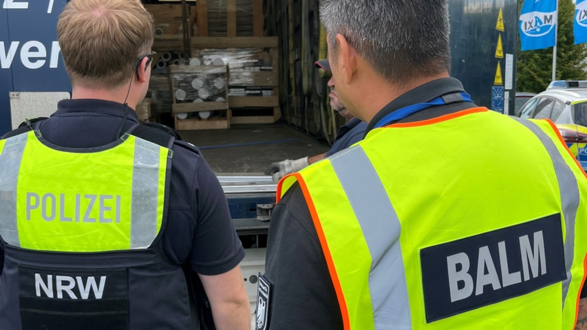 POL-SI: Landesweiter Kontrolleinsatz: Kreispolizeibehörde Siegen-Wittgenstein hatte Brummi-Fahrer an zwei Kontrollstellen erfolgreich im Blick - bei jedem Zweiten gab es etwas zu beanstanden #polsiwi - Foto: presseportal.de