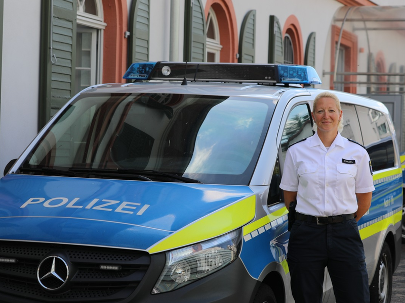 POL-OF: Susen Pradel und Thomas Walther - das sind die neuen Schutzleute vor Ort - Foto: presseportal.de