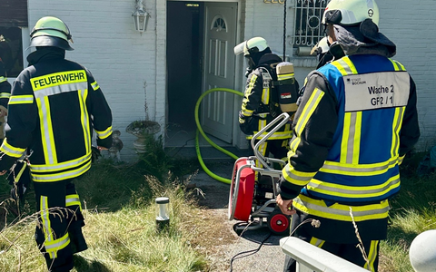FW-BO: Kellerbrand in Bochum Stiepel - Foto: presseportal.de