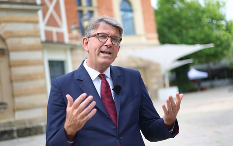 Kulturstaatsminister Wolfram Weimer hat vieles angestoßen in den ersten 100 Tagen seiner Amtszeit - mit einigem ist er angeeckt. (Archivbild) - Foto: Karl-Josef Hildenbrand/dpa