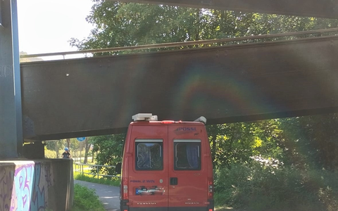 LPI-J: An der Brücke hängen geblieben - Foto: presseportal.de