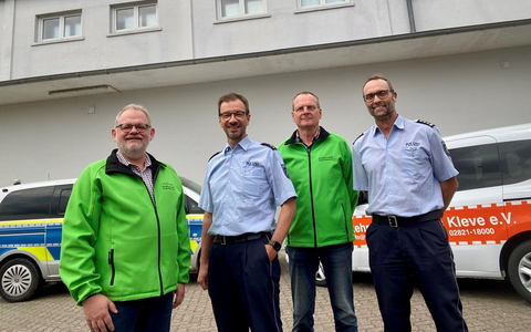 POL-KLE: Verkehrswacht Kreis Kleve e.V. und Kreispolizeibehörde Kleve im Gespräch - Foto: presseportal.de