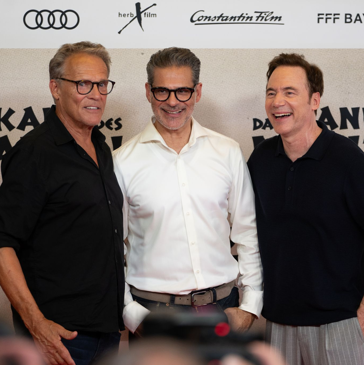 Auch der Schauspieler Alan Tafoya, Jicarilla Apache aus New Mexico, war dabei - und die Witwe des ehemaligen «Winnetou»-Darstellers Pierre Brice, Hella Brice. - Foto: Leonie Asendorpf/dpa