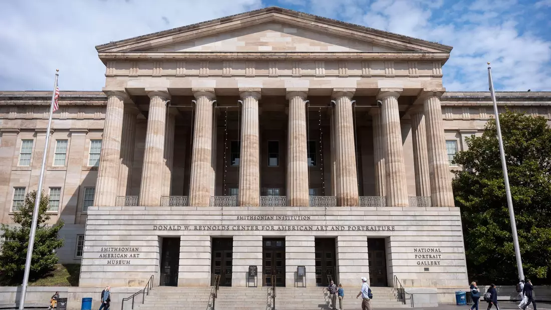Trump griff besonders die Smithsonian Institution scharf an, die vor allem in Washington zahlreiche Museen betreibt. (Archivbild) - Bild: Mark Schiefelbein/AP/dpa