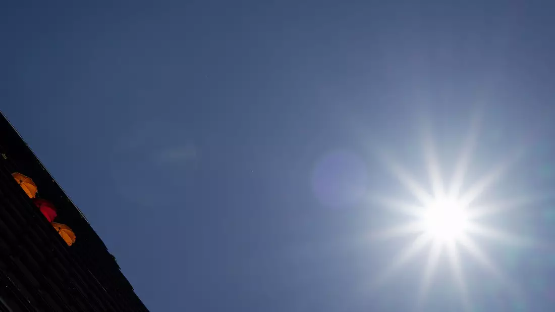 Es wird sonnig und heiß in Deutschland. - Bild: Soeren Stache/dpa