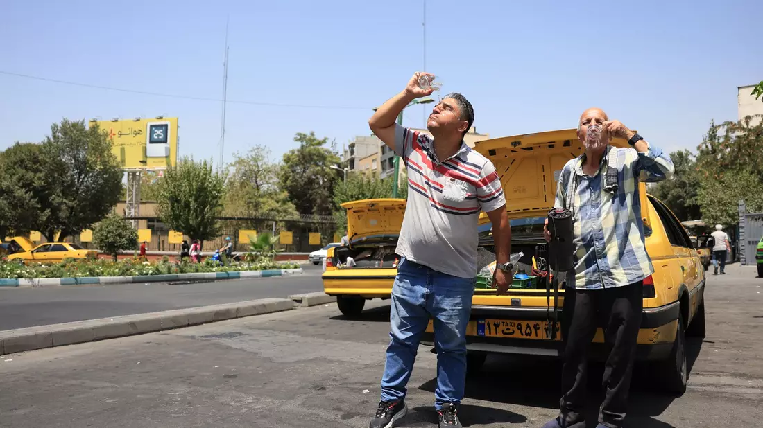 Die Millionenmetropole Teheran steht vor einer Wasserkrise. - Bild: str/-/dpa