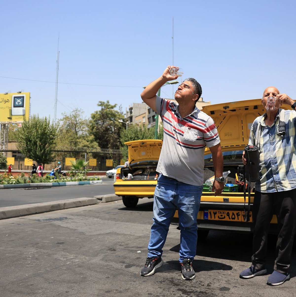 Die Millionenmetropole Teheran steht vor einer Wasserkrise. - Foto: str/-/dpa