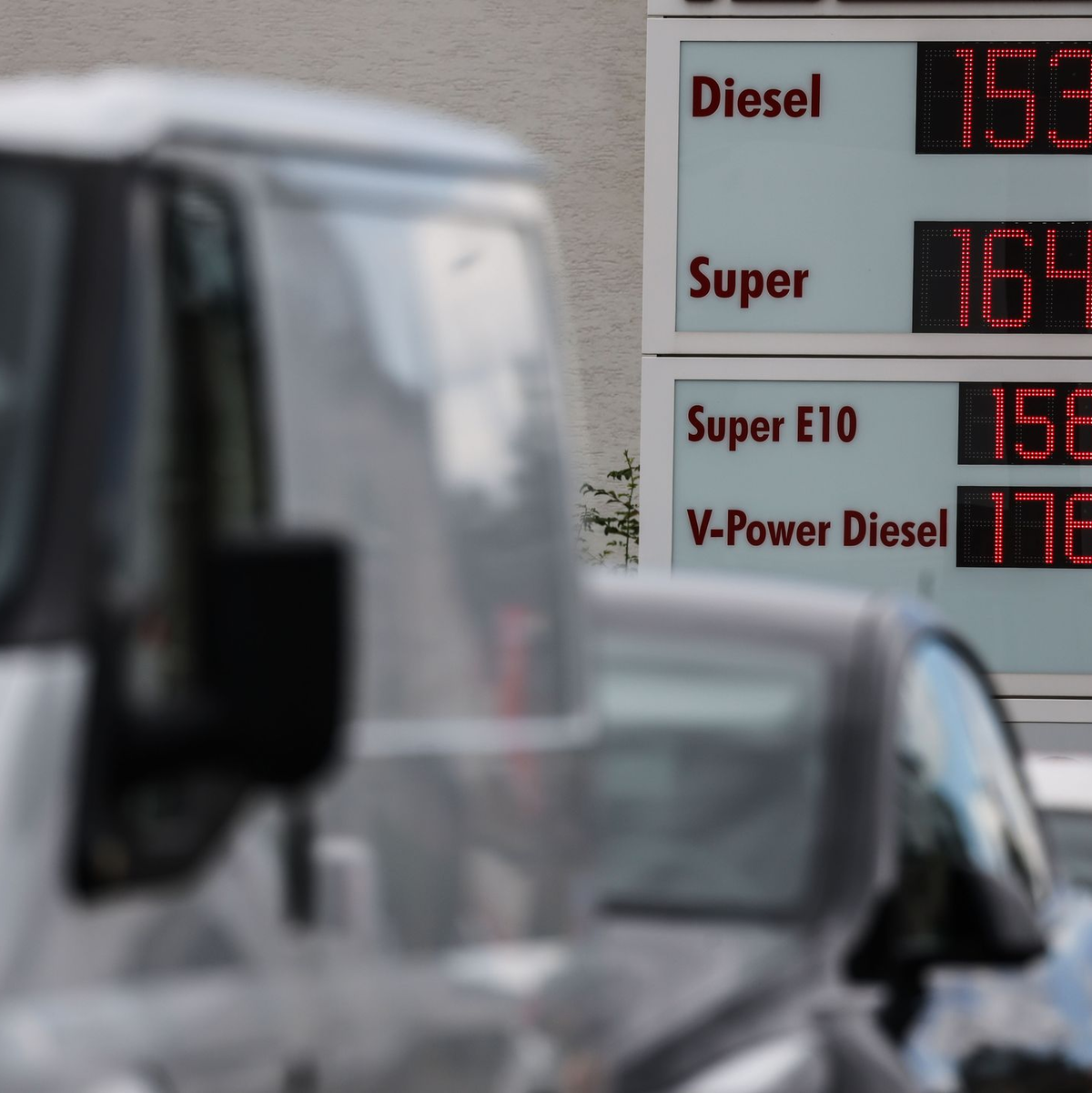 Die Energiepreise liegen seit Monaten in Summe unter dem Vorjahresniveau. (Symbolbild) - Foto: Oliver Berg/dpa