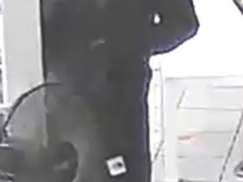 POL-SBR-BURB: Öffentlichkeitsfahndung nach schwerem Raub in Saarbrücken - Burbach / Bilder der Täter veröffentlicht - Foto: presseportal.de