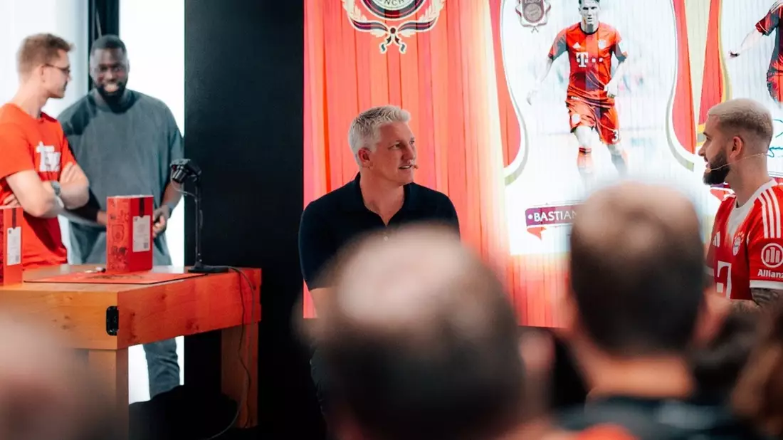 Das ist einfach Heimat. Mein Herz ist immer rot. / Bastian Schweinsteiger beim Launch der Topps-Jubiläumsedition 125 Jahre FC Bayern München - Bild: presseportal.de