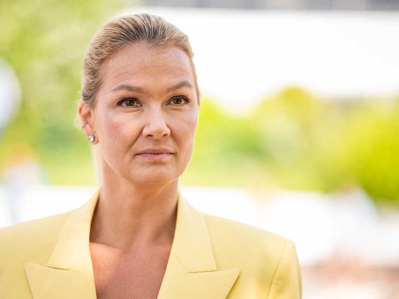 Die ehemalige Ausnahmeschwimmerin Franziska van Almsick kämpft bis heute mit einer Essstörung. (Archivbild) - Foto: Daniel Reinhardt/dpa