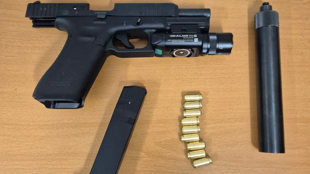 POL-SE: Pinneberg - Bedrohung mit Schusswaffe führt zu Polizeieinsatz bei Restaurant - Polizei nimmt Beschuldigten im Nahbereich vorläufig fest - Foto: presseportal.de