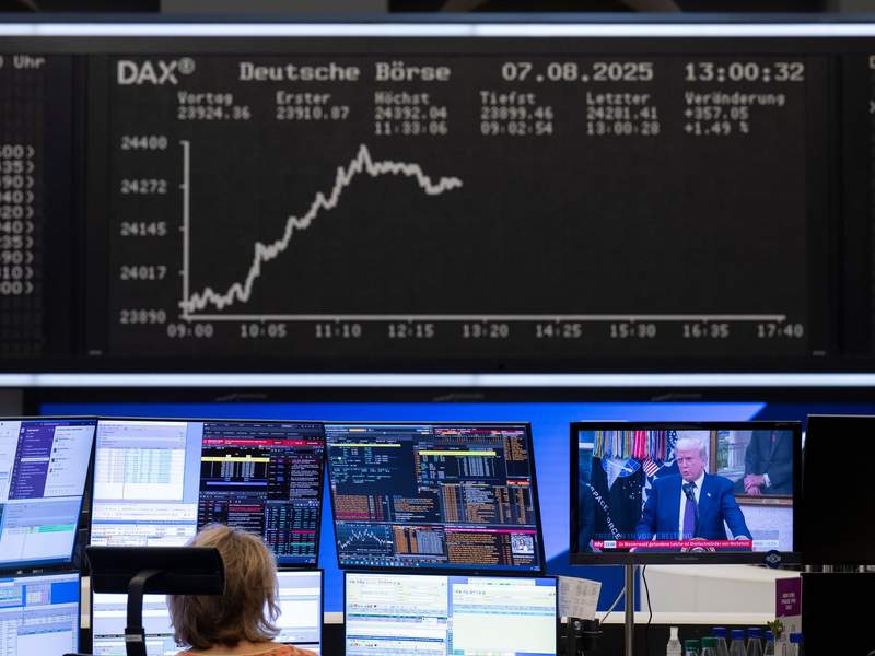 Der Zollstreit sorgt für Umsatzeinbußen, aber viele Dax-Konzerne verdienen trotzdem noch gut. (Symbolbild) - Foto: Boris Roessler/dpa