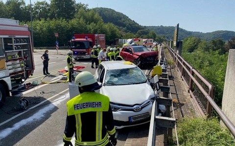 POL-PDPS: Verkehrsunfall mit mehreren Verletzten - Foto: presseportal.de