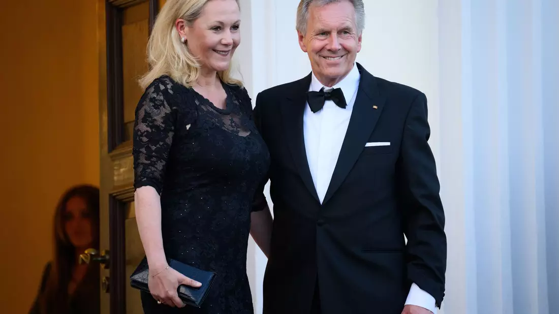 Christian und Bettina Wulff sind zum dritten Mal geschieden. (Archiv)  - Bild: Bernd von Jutrczenka/dpa
