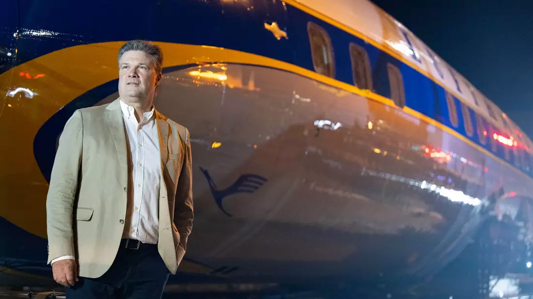 Wolfgang von Richthofen leitet das Projekt eines neuen Besucherzentrums der Lufthansa. - Bild: Boris Roessler/dpa