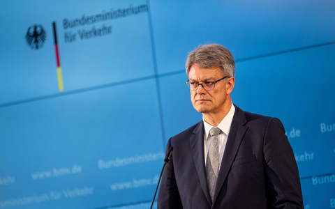 Verkehrsminister Schnieder hat den personellen Umbruch bei der Bahn eingeleitet. - Foto: Fabian Sommer/dpa Verkehrsminister Schnieder hat den personellen Umbruch bei der Bahn eingeleitet. - Foto: Fabian Sommer/dpa