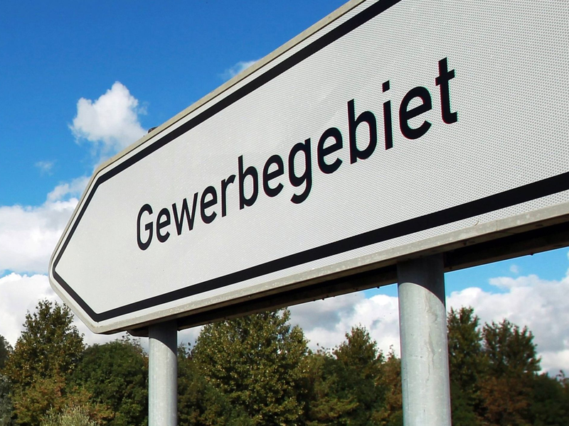 Im ersten Halbjahr wurden mehr größere Betriebe gegründet als ein Jahr zuvor (Symbolbild) - Foto: Jens Wolf/dpa-Zentralbild/dpa