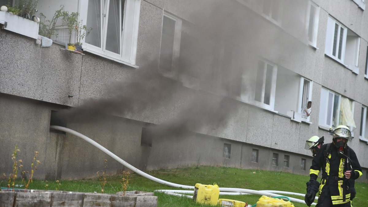 FW-DO: Aufwändige Löscharbeiten bei hochsommerlichen Temperaturen - Foto: presseportal.de