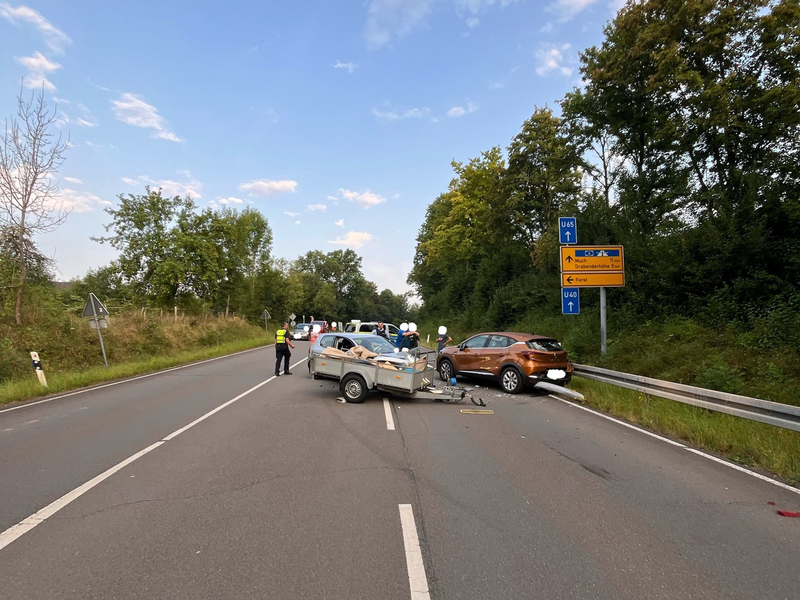 POL-GM: Zwei Verletzte nach Auffahrunfall - Foto: presseportal.de