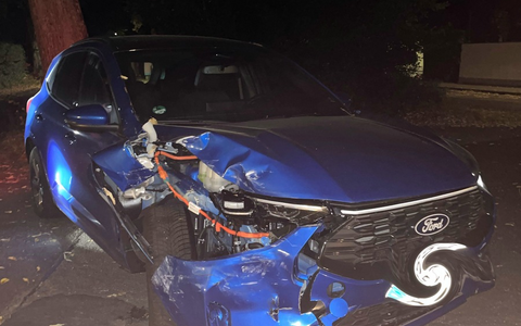 POL-RBK: Bergisch Gladbach - Pkw entwendet und damit Verkehrsunfall verursacht - Foto: presseportal.de