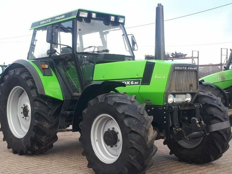 POL-DEL: Landkreis Wesermarsch: Diebstahl eines Traktors in Lemwerder +++ Zeugen gesucht - Foto: presseportal.de