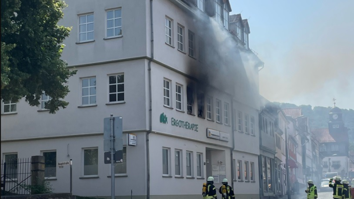 LPI-NDH: Wohnhausbrand endet glimpflich - Foto: presseportal.de
