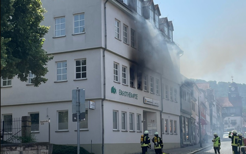 LPI-NDH: Wohnhausbrand endet glimpflich - Foto: presseportal.de