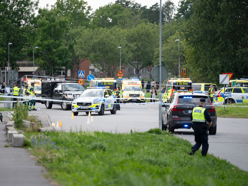 Die Polizei geht aktuell davon aus, dass der Vorfall mit einem kriminellen Netzwerk in Verbindung steht.  - Foto: Filip Grönroos/TT NEWS AGENCY/AP/dpa