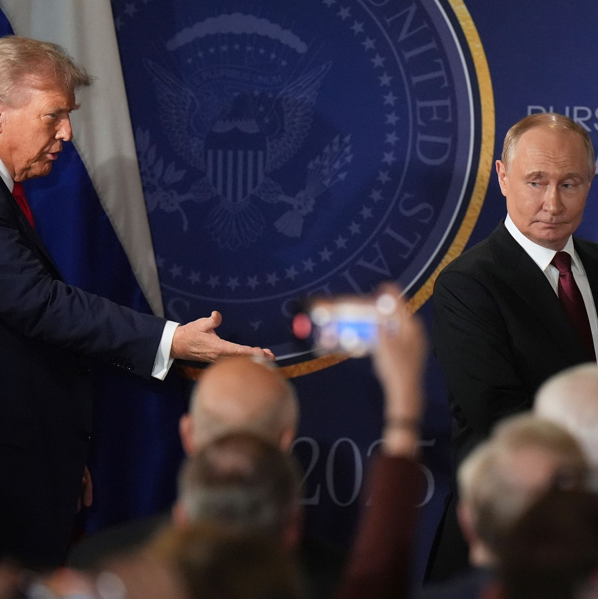 Am Ende gab es wenig Konkretes. - Foto: Jae C. Hong/AP/dpa