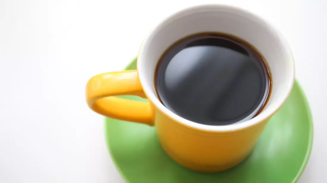 Wirkt Kaffee am Morgen nur so intensiv, weil in der Nacht Entzugserscheinungen entstanden? (Symbolbild) - Bild: Karl-Josef Hildenbrand/dpa