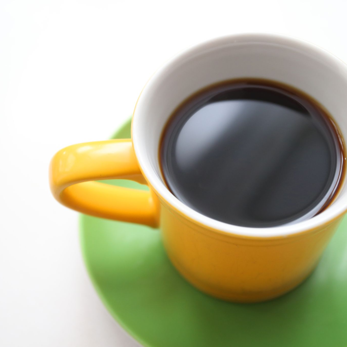 Wirkt Kaffee am Morgen nur so intensiv, weil in der Nacht Entzugserscheinungen entstanden? (Symbolbild) - Foto: Karl-Josef Hildenbrand/dpa