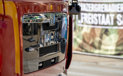 FW Dresden: Deutlich erhöhtes Einsatzaufkommen für Feuerwehr und Rettungsdienst vom 15. zum 16. August 2025 - Foto: presseportal.de