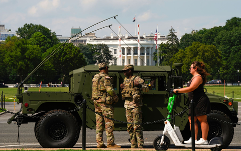 In den vergangenen Tagen patrouillierte die Nationalgarde vor allem in Ausgehvierteln und touristischen Gegenden. (Archivbild) - Foto: Julia Demaree Nikhinson/AP/dpa In den vergangenen Tagen patrouillierte die Nationalgarde vor allem in Ausgehvierteln und touristischen Gegenden. (Archivbild) - Foto: Julia Demaree Nikhinson/AP/dpa