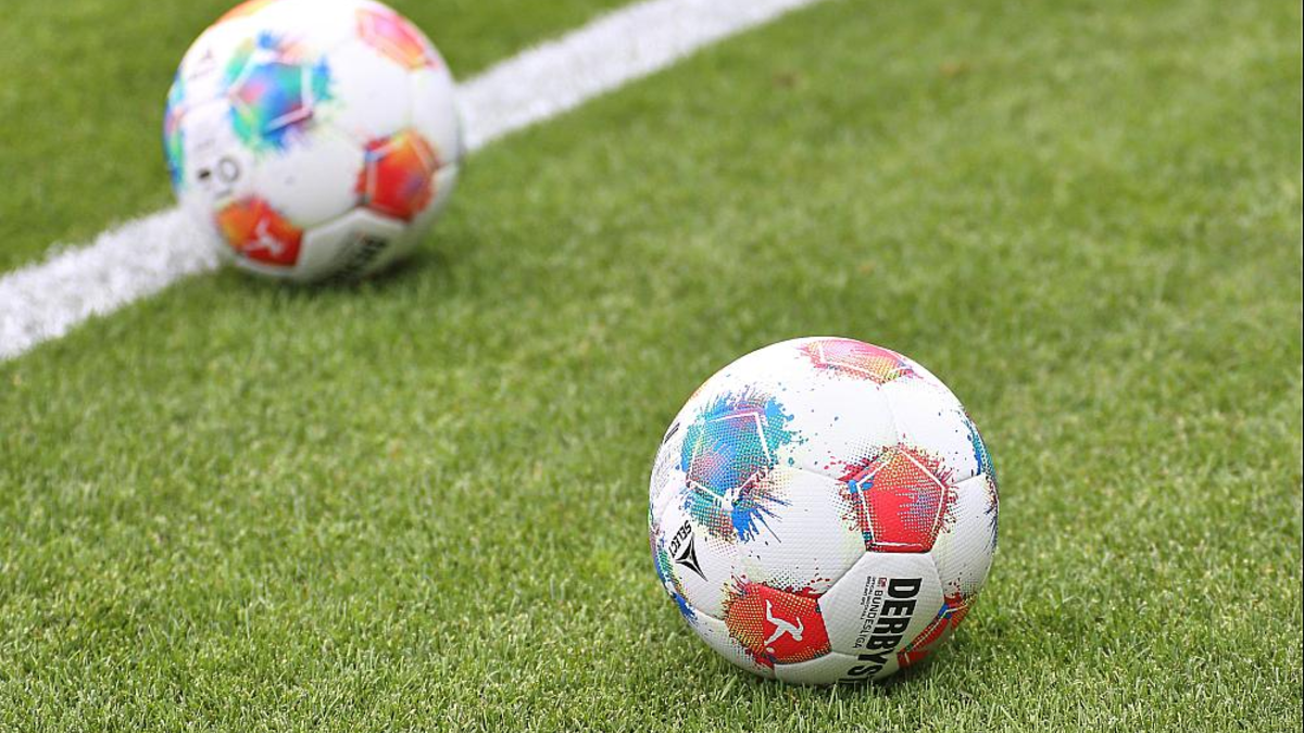 Fußbälle (Archiv) - Foto: über dts Nachrichtenagentur