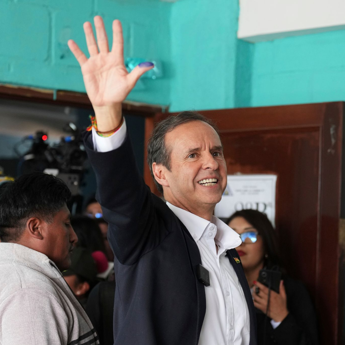 Präsidentschaftskandidat Jorge «Tuto» Quiroga tritt in der Stichwahl an. - Foto: Natacha Pisarenko/AP/dpa