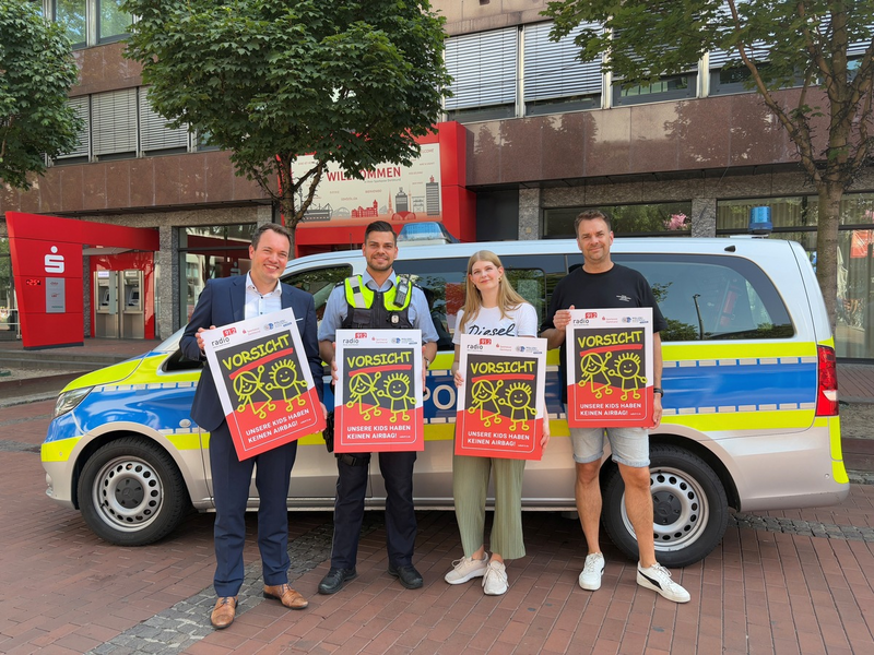 POL-DO: Vorsicht! Unsere Kids haben keinen Airbag! - Plakataktion auch zum Schulstart 2025/26 - Foto: presseportal.de