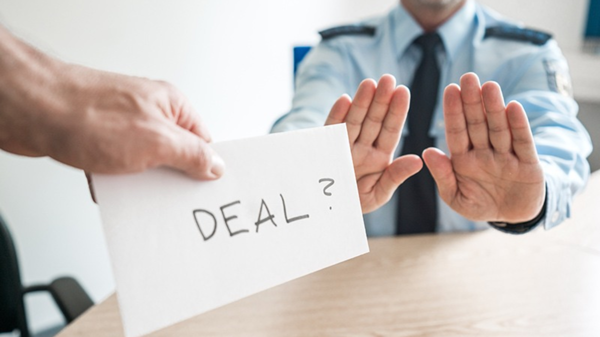 BPOL NRW: Vergeblicher Bestechungsversuch nach Strafanzeige - Foto: presseportal.de