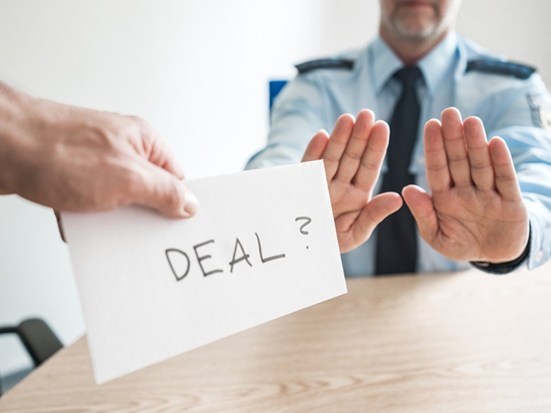 BPOL NRW: Vergeblicher Bestechungsversuch nach Strafanzeige - Foto: presseportal.de