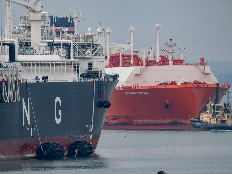 Anders als für fossile Energieträger wie Öl und Kohle gibt es in der EU keine Einfuhrverbote für Gas aus Russland. - Foto: Stefan Sauer/dpa