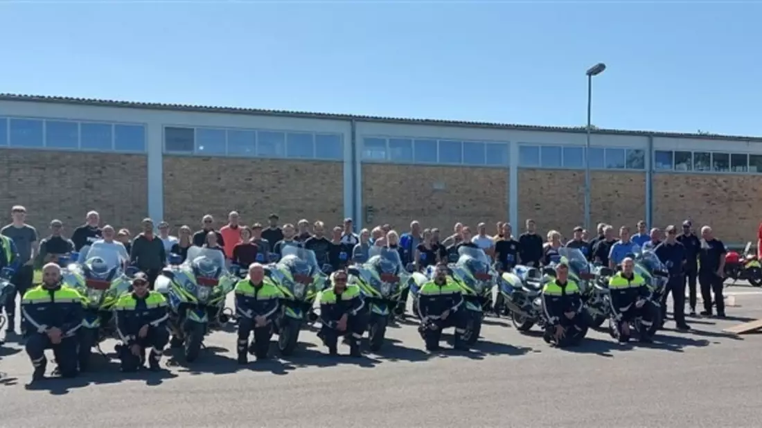 POL-PPKO: Erfolgreiche Veranstaltung: Motorradfahren mit der Polizei und Fahrlehrern - Bild: presseportal.de
