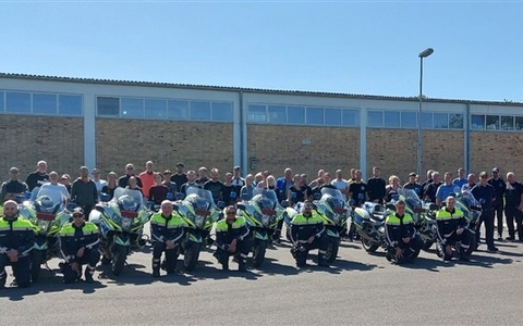 POL-PPKO: Erfolgreiche Veranstaltung: Motorradfahren mit der Polizei und Fahrlehrern - Foto: presseportal.de POL-PPKO: Erfolgreiche Veranstaltung: Motorradfahren mit der Polizei und Fahrlehrern - Foto: presseportal.de