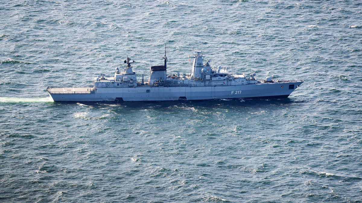 Erster Besuch von Bundeskanzler Friedrich Merz bei der Deutschen Marine - Foto: presseportal.de