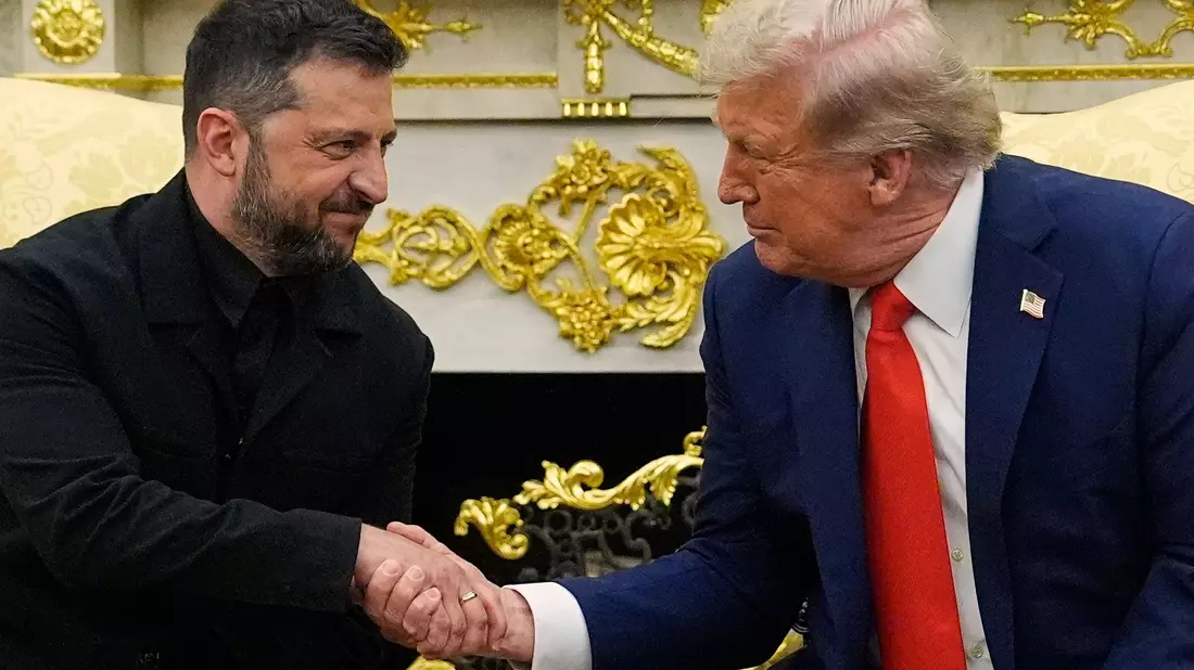 Selenskyj und Trump sprachen vor Journalisten - diesmal ohne Eklat. - Bild: Julia Demaree Nikhinson/AP/dpa