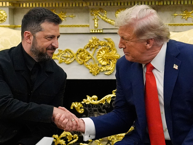 Selenskyj und Trump sprachen vor Journalisten - diesmal ohne Eklat. - Foto: Julia Demaree Nikhinson/AP/dpa